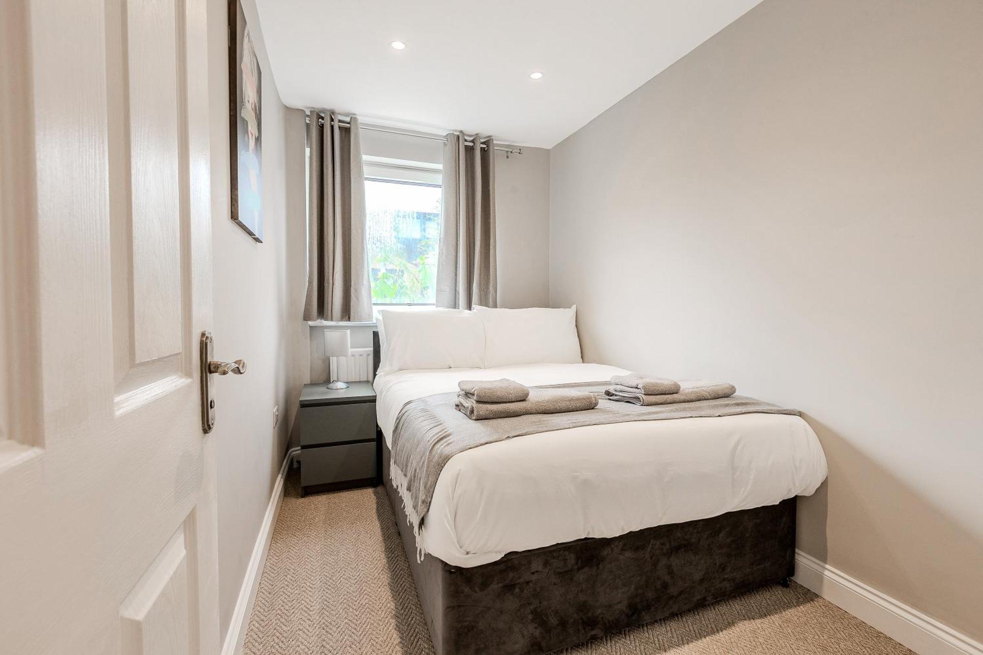Battersea Spacious Perfect For Family And Groups With Free Parking Sleep 8 Londen