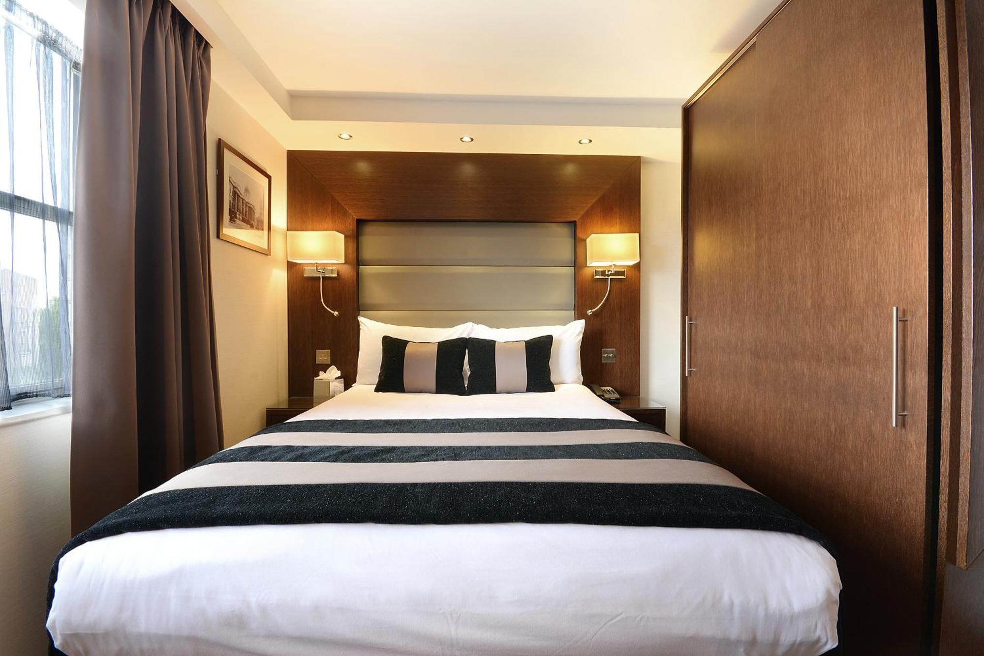Park Grand Kensington 4* London