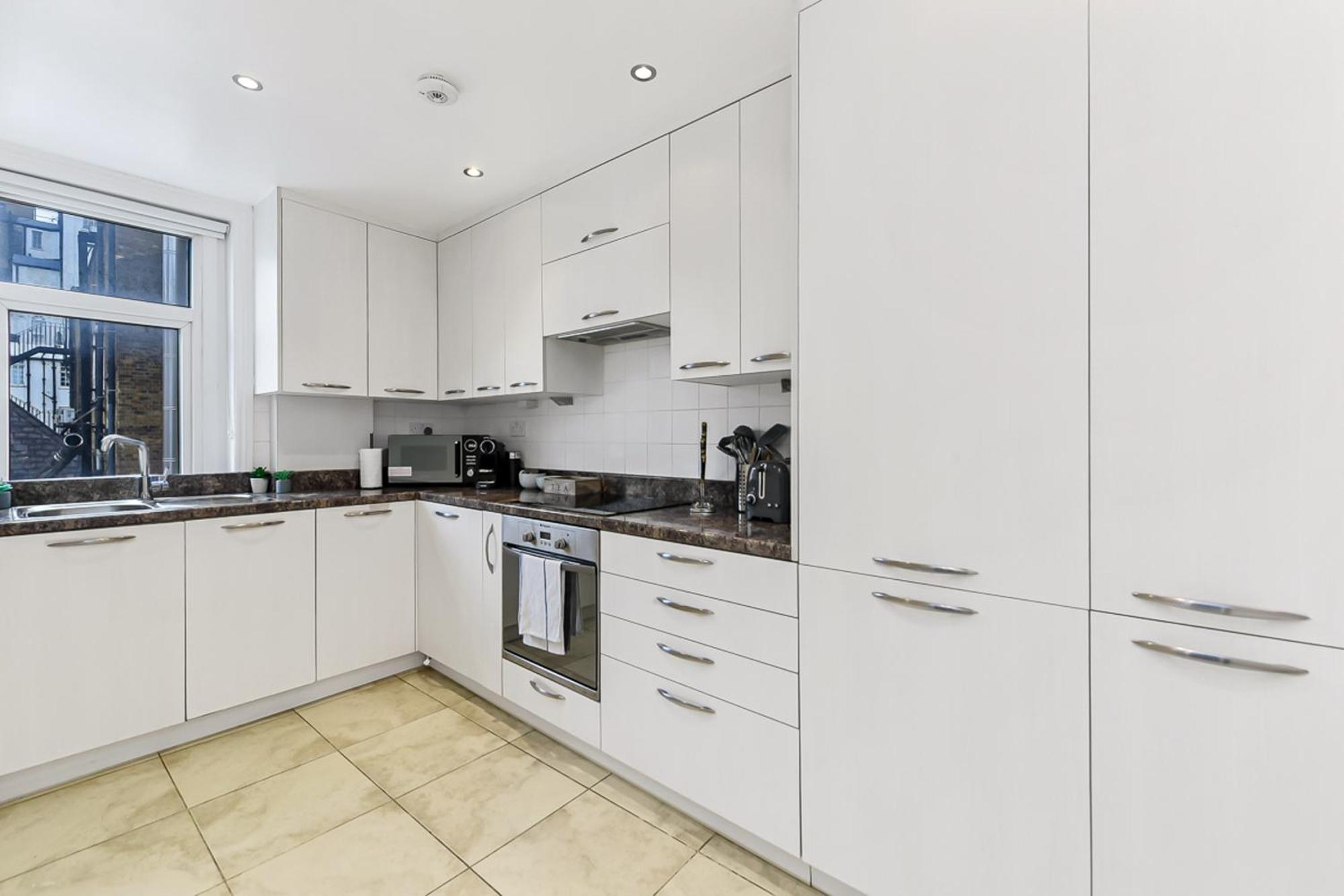 1 Bed Apartment- Marble Arch 5 * Londen