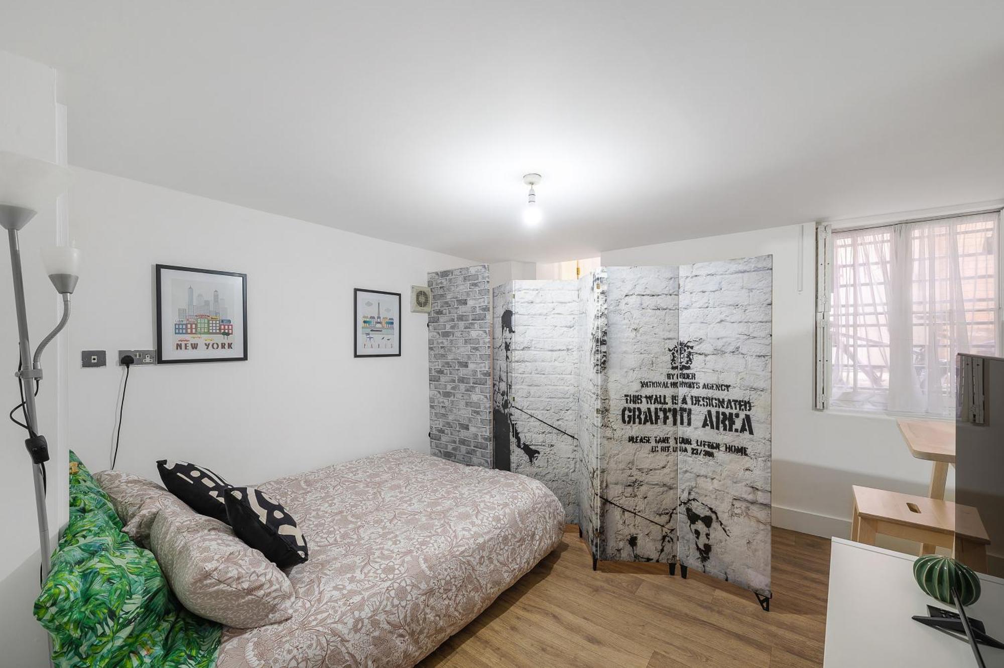 Apartment Flat Offers Superb Transport Connections London