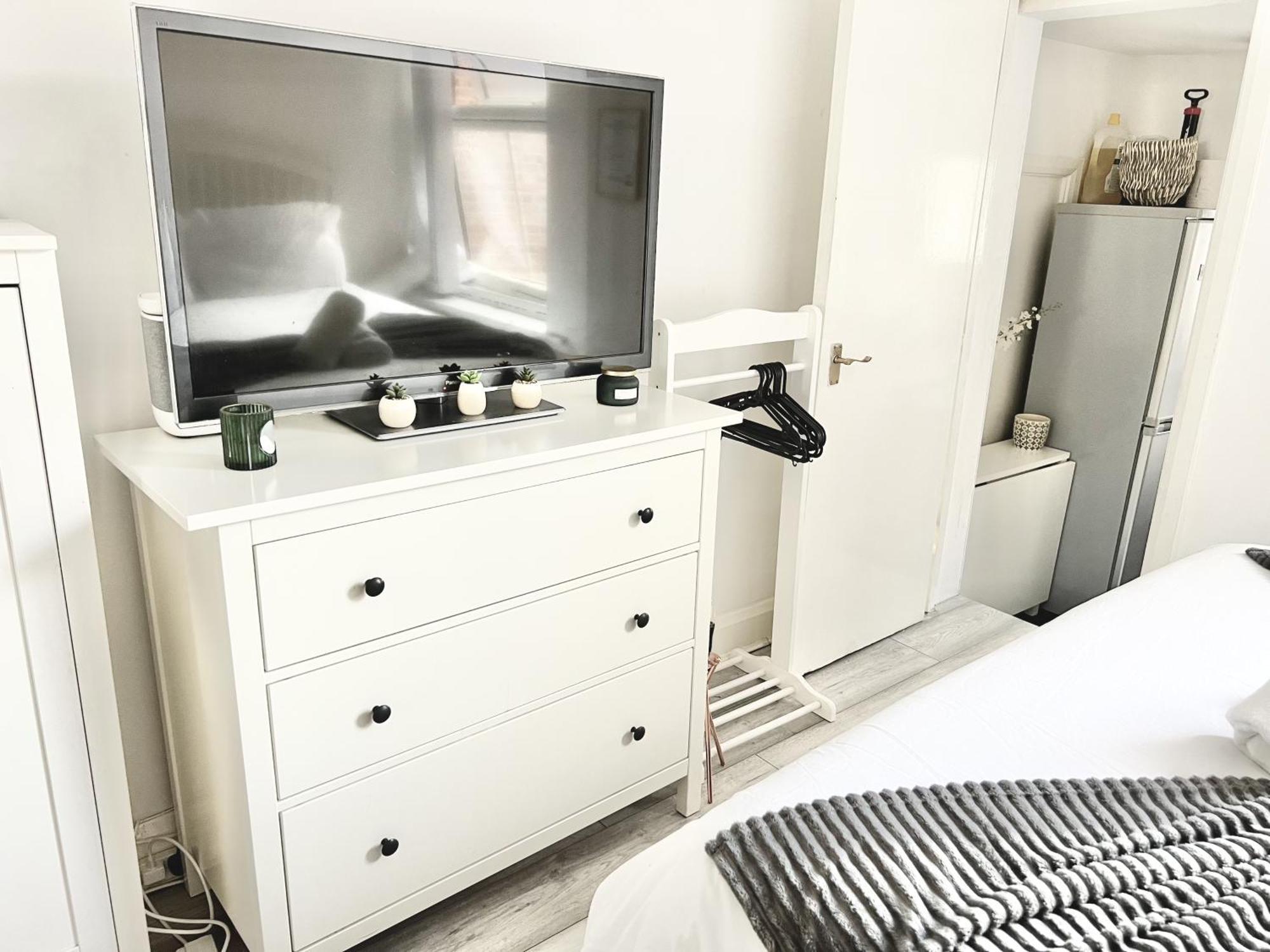 Next Westfield Mall Apartment London