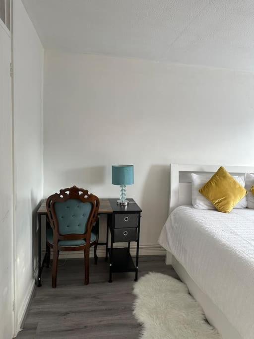 Idyllic Stylish Apartment With Fast Speed Broadband & Free Parking * Londen
