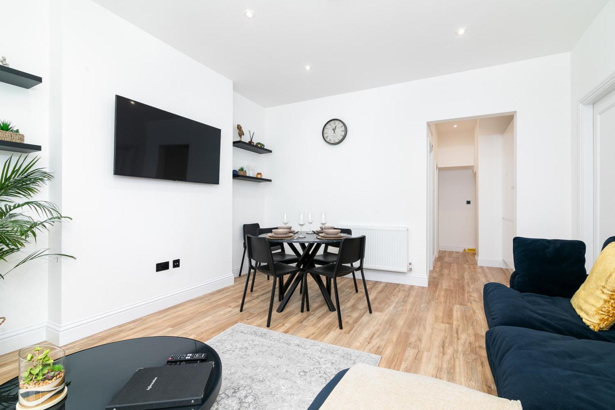 2 Bed Flat 10 Min From Notthing Hill!
