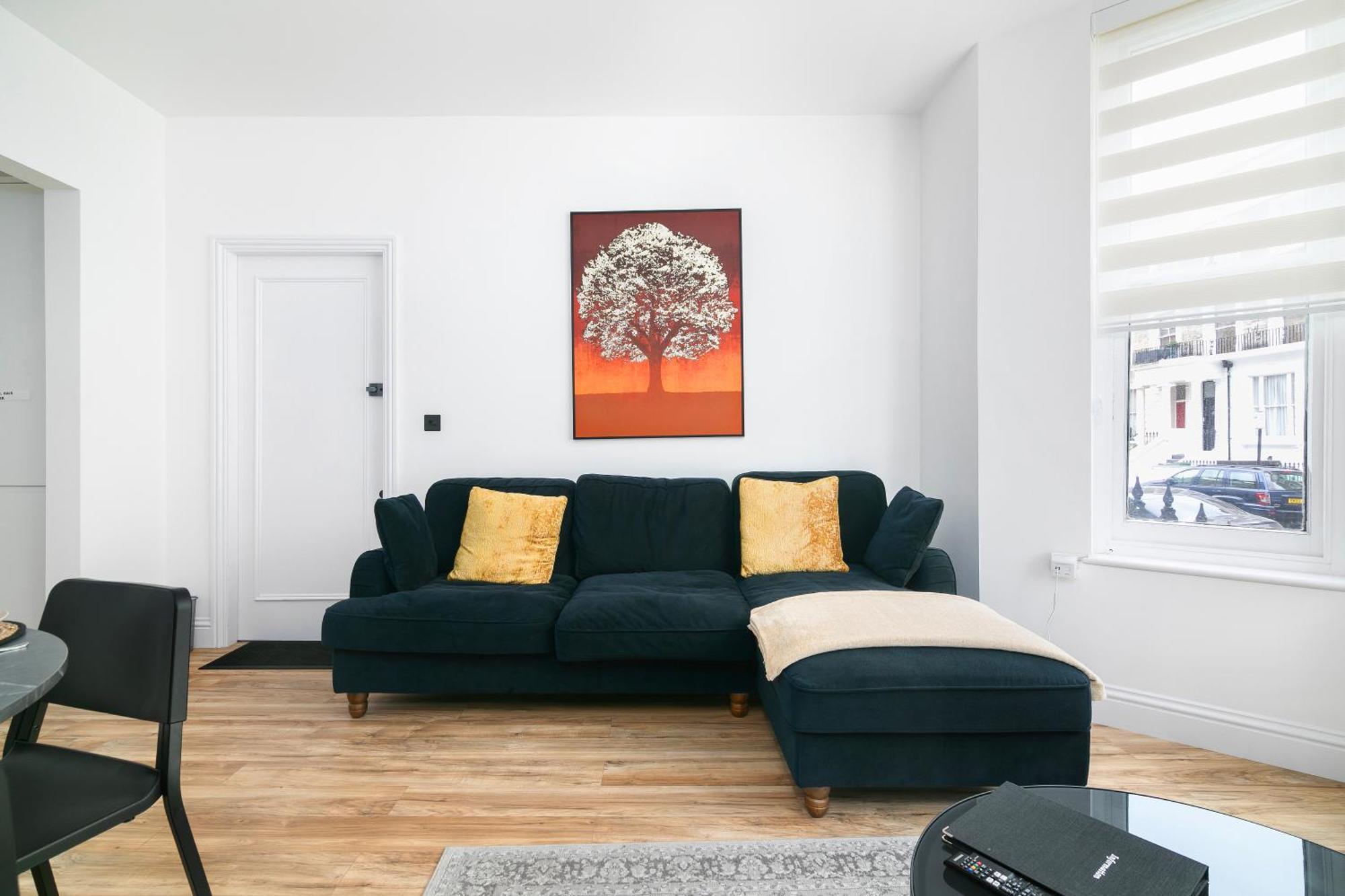2 Bed Flat 10 Min From Notthing Hill! *
