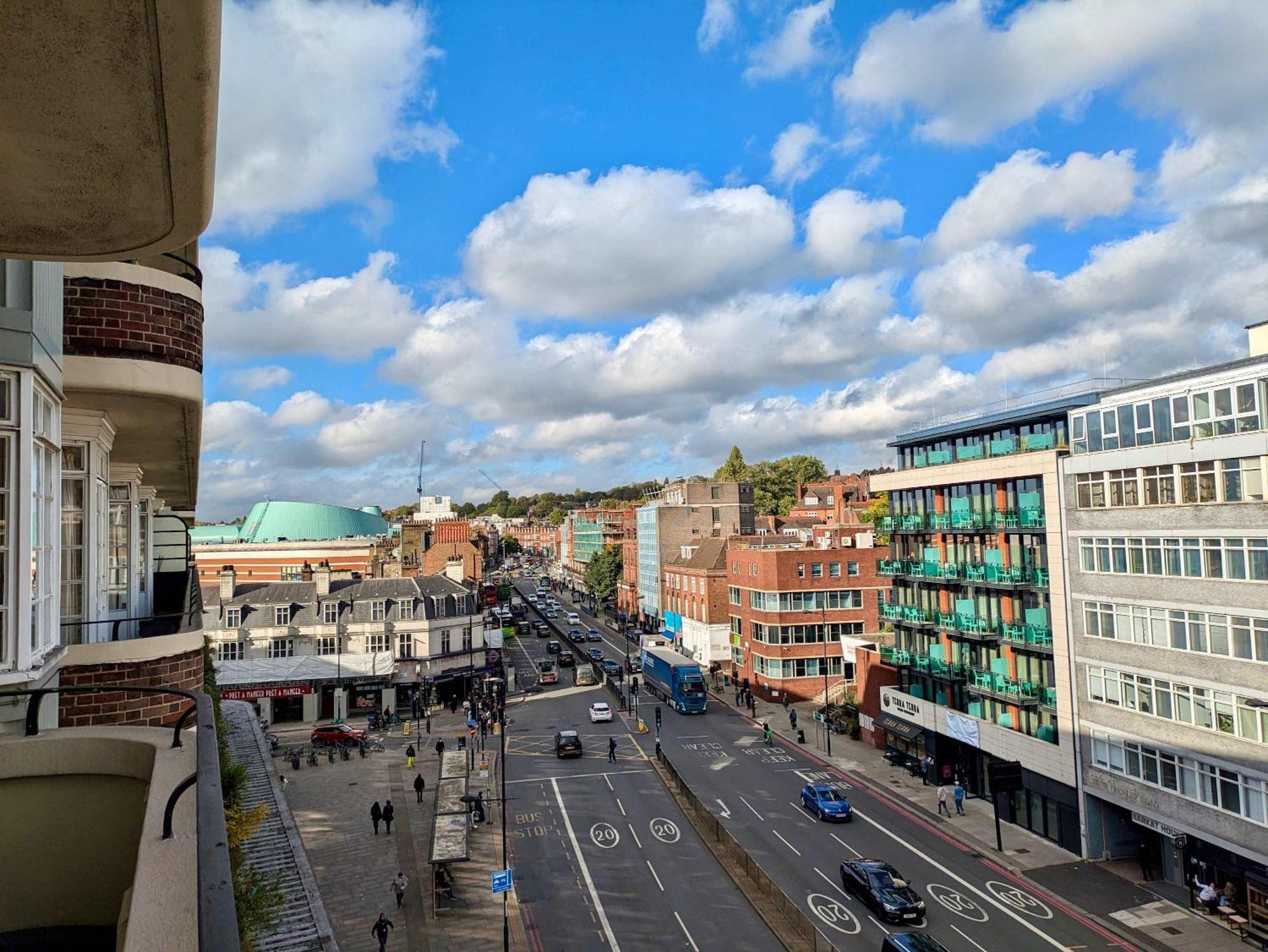 Leilighet Stunning On Finchley Road *