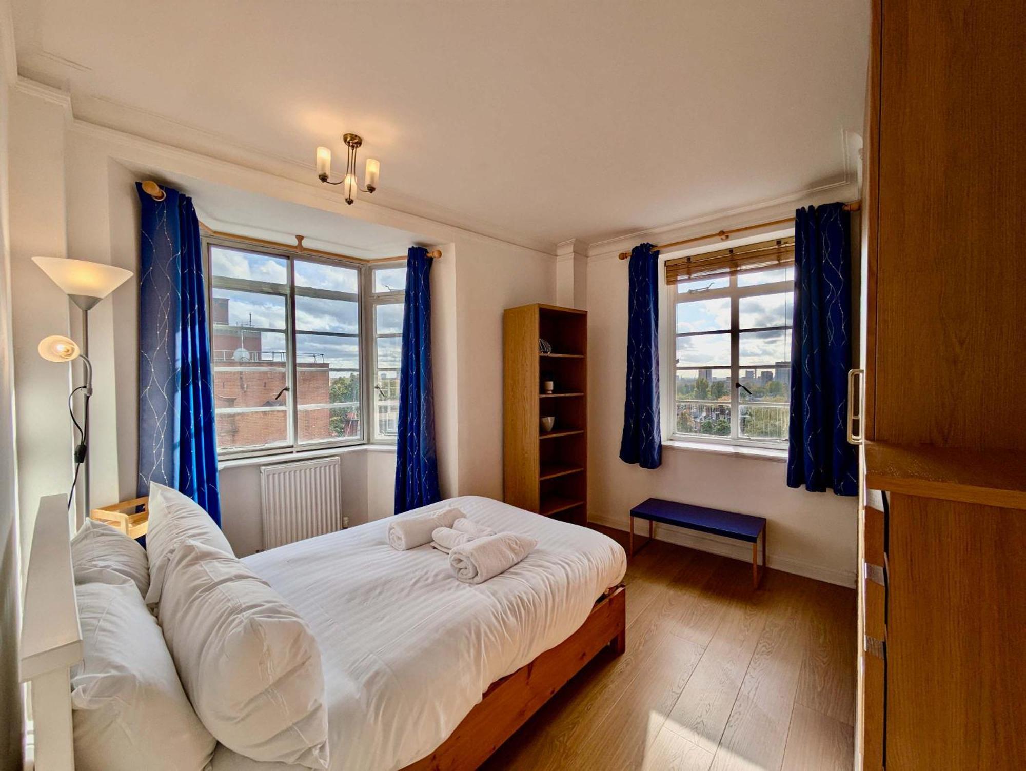 Stunning On Finchley Road Leilighet London