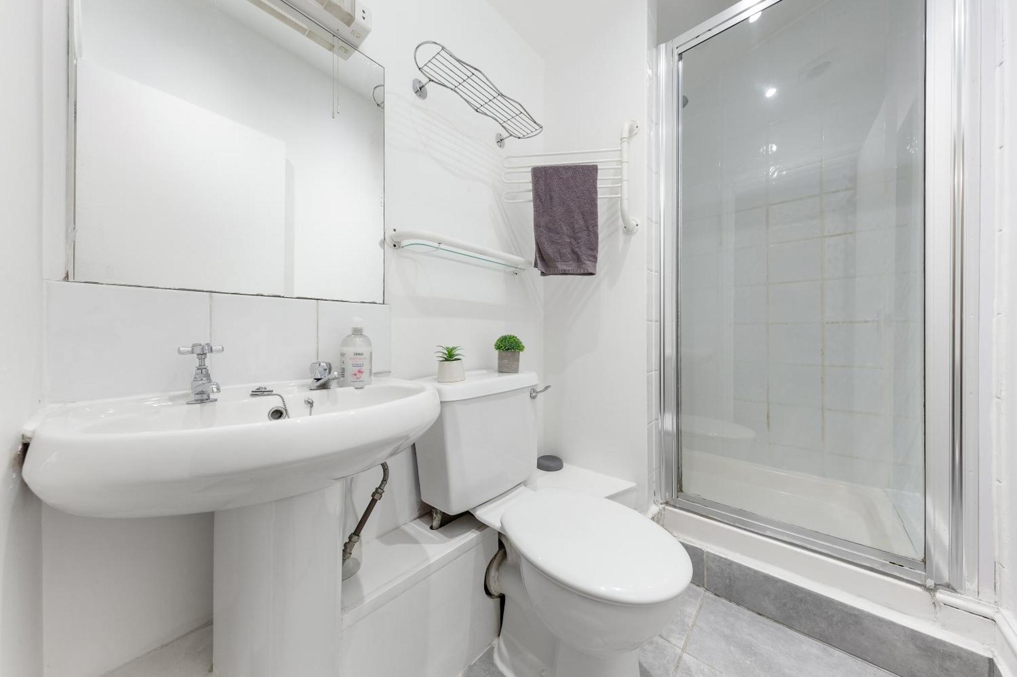 Fulham Maissonette 5 Mins From Chelsea Fc London