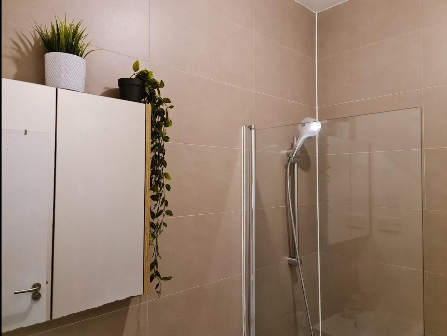 Appartement Stylish - Private Bathroom, 15mins To London!