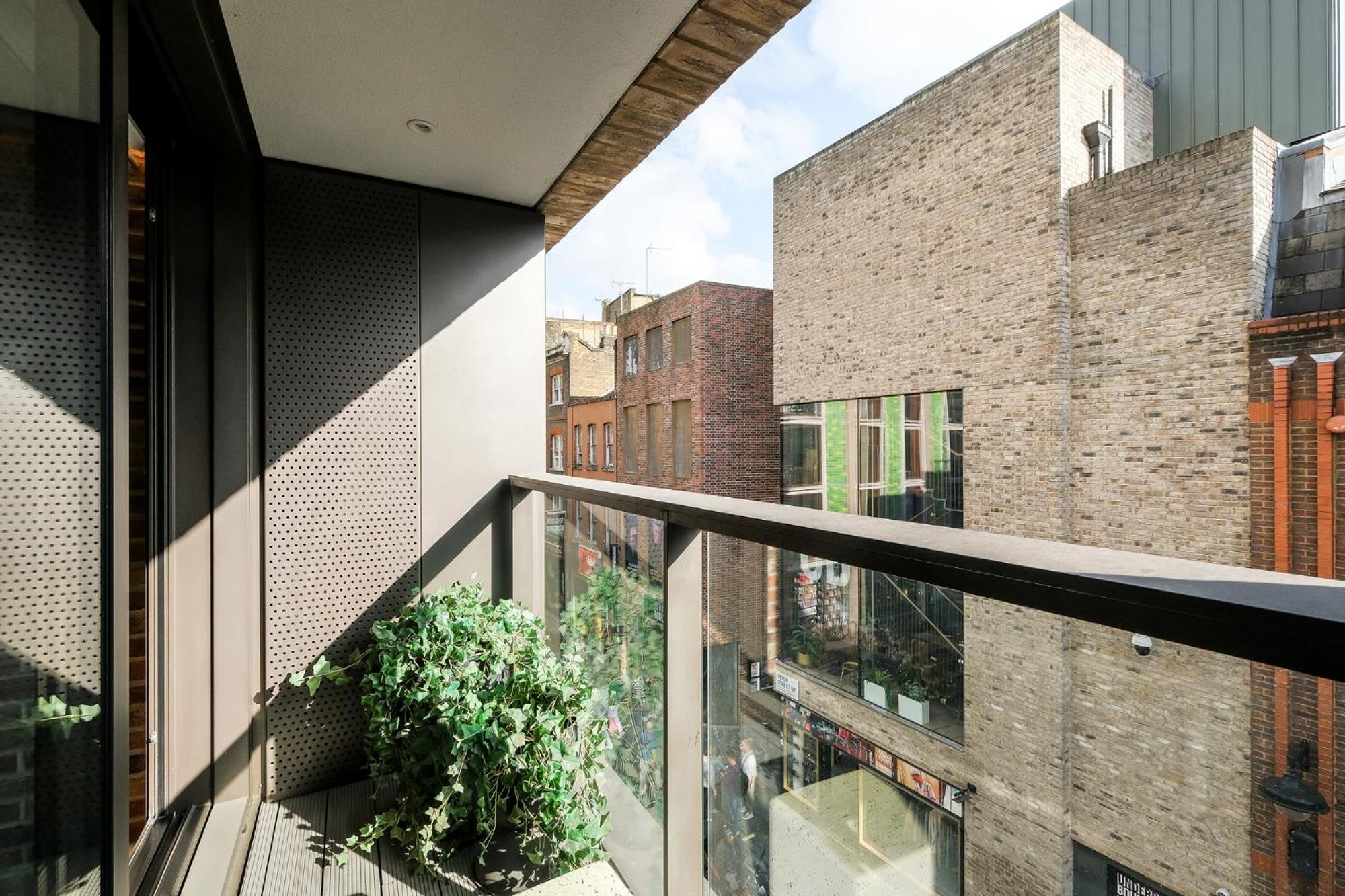 Apartment Ivy Berwick Street Pro-managed London