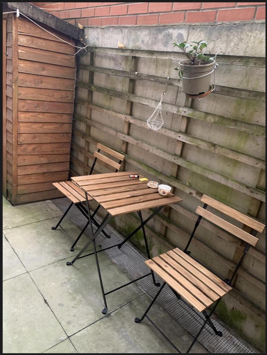 East Two Bedroom With Private Patio - Entire Leilighet