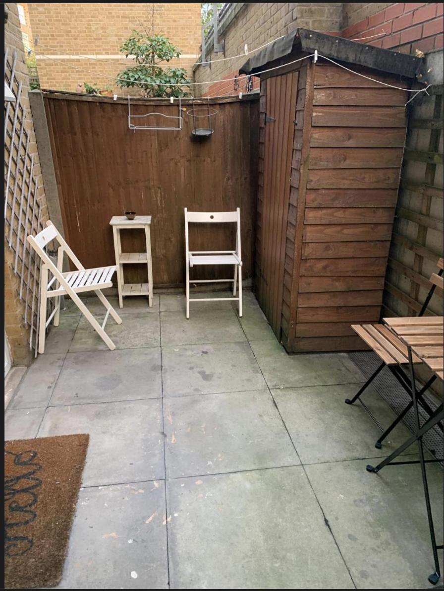 Leilighet East Two Bedroom With Private Patio - Entire London