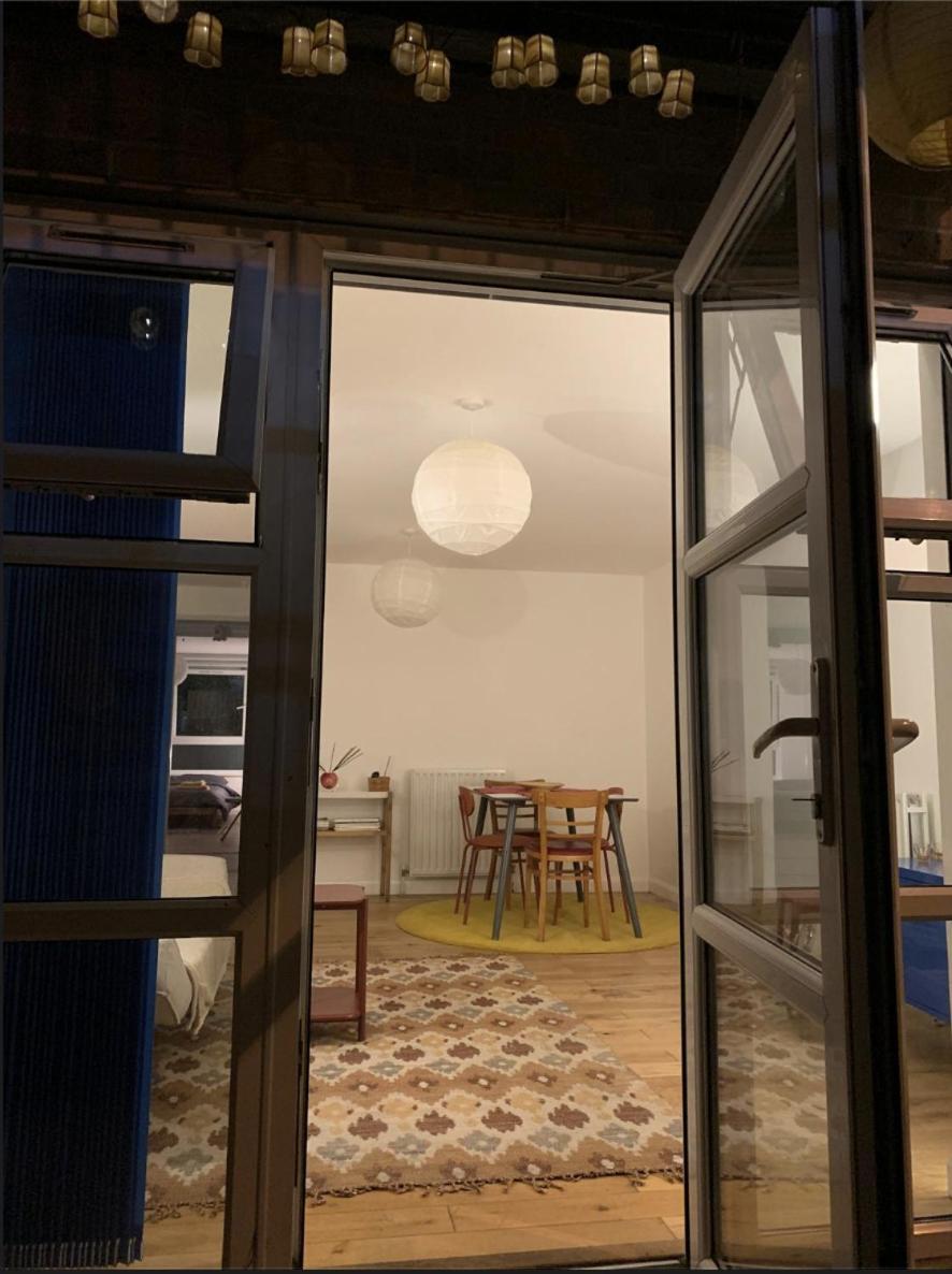 East Two Bedroom With Private Patio - Entire Leilighet