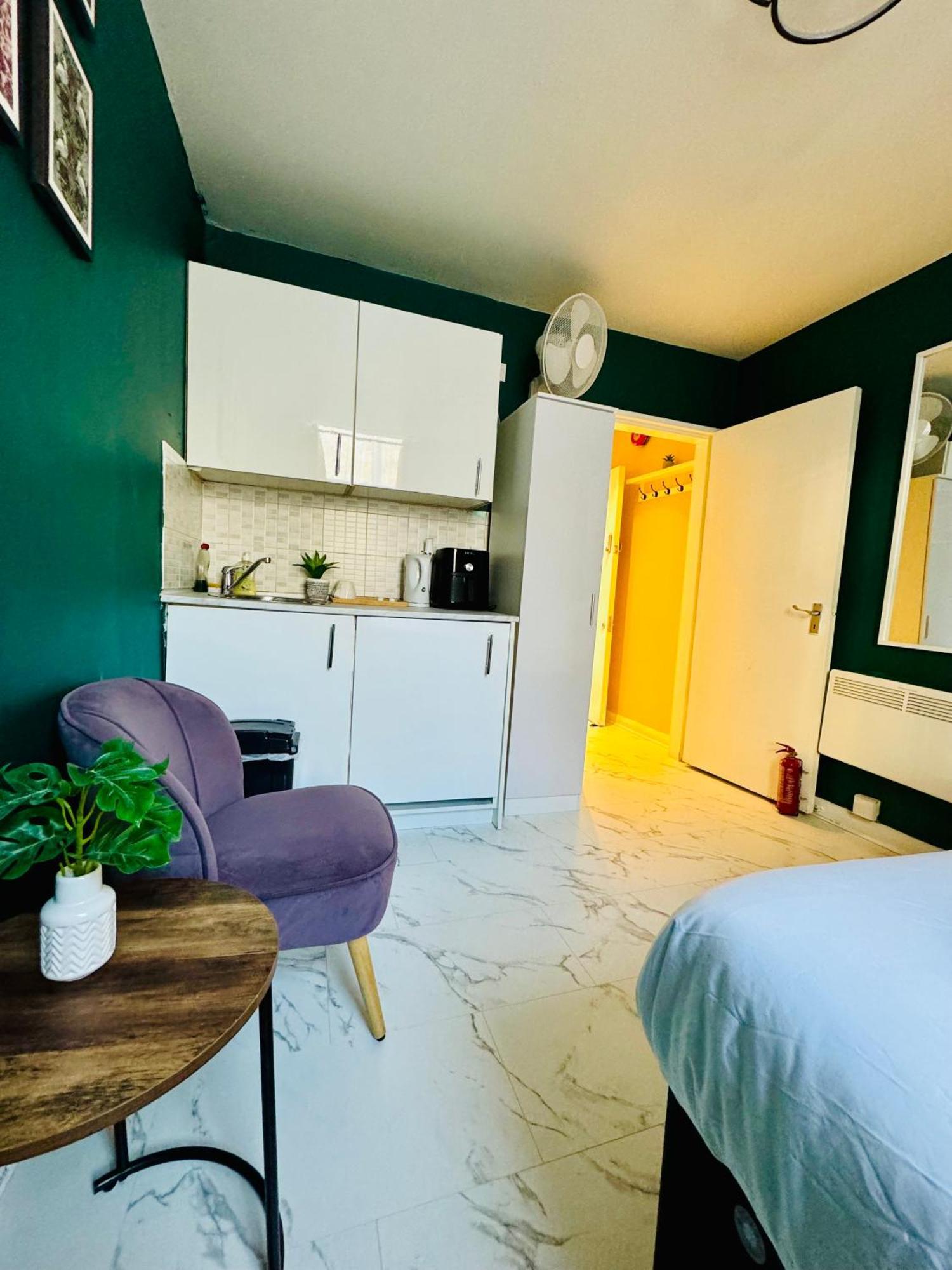 Private Flat In 1190 Appartement