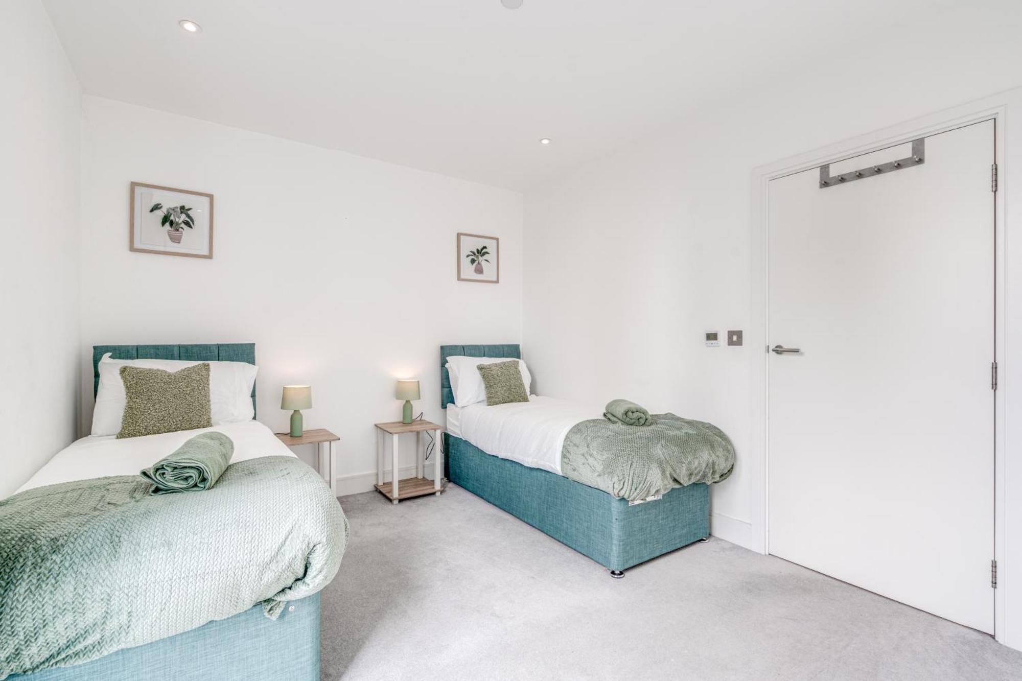 Leilighet Cozy With 2 Bedrooms *