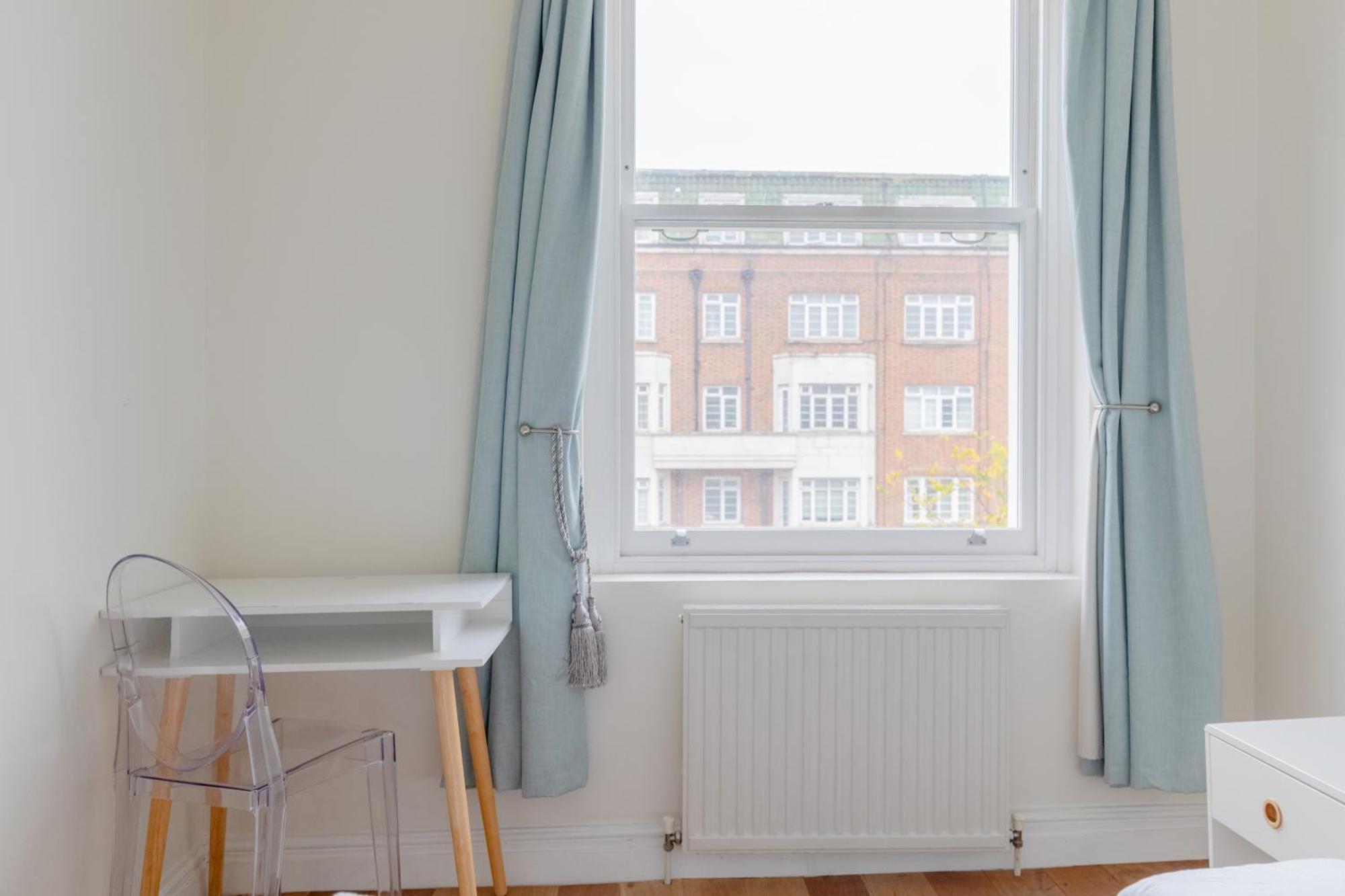 Fantastically Located 2bd Flat Kensington *