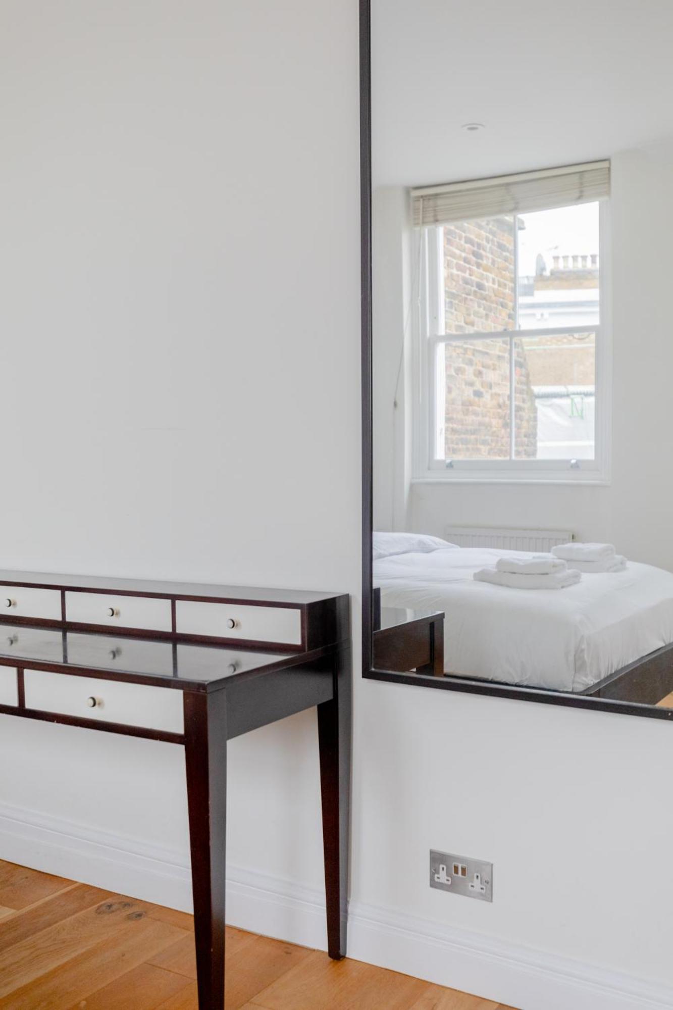 Fantastically Located 2bd Flat Kensington London
