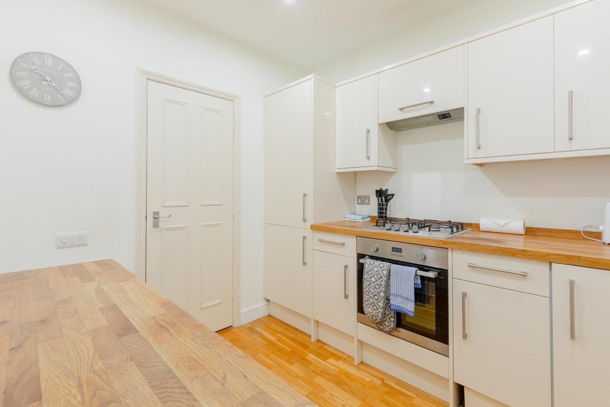 Fantastically Located 2bd Flat Kensington London