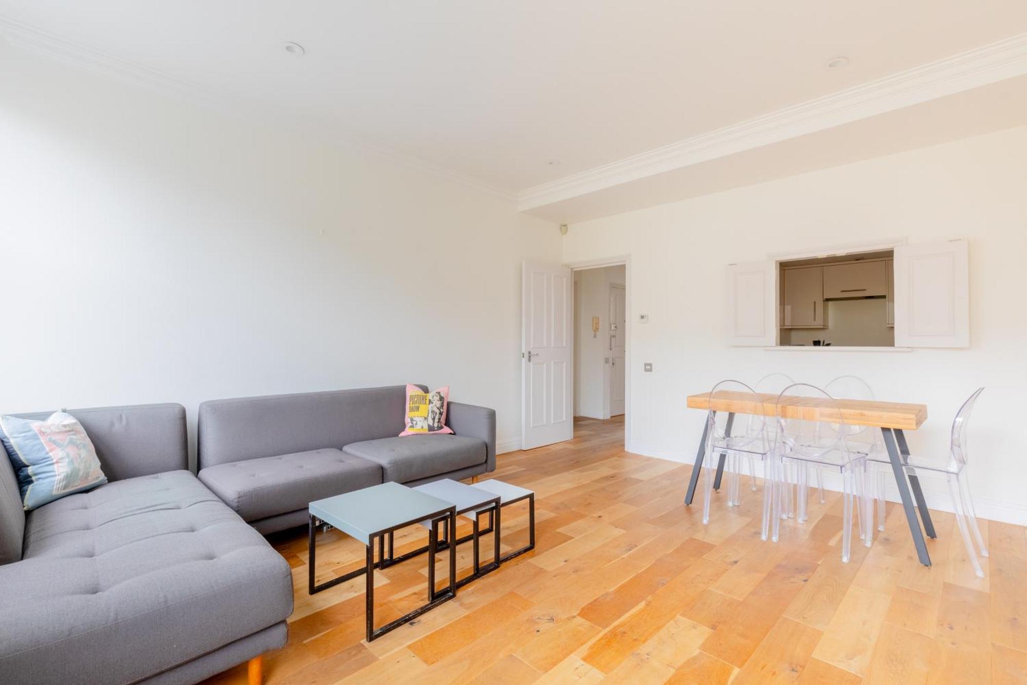 Fantastically Located 2bd Flat Kensington London