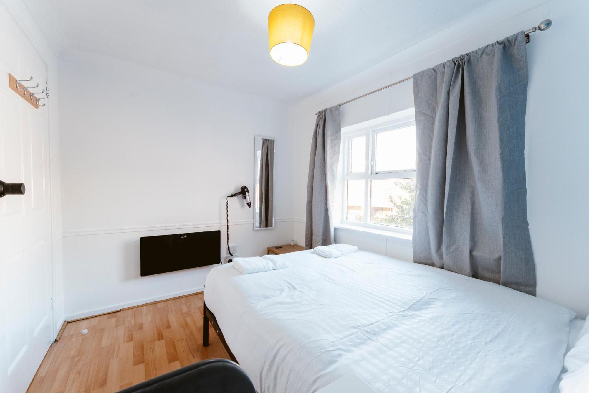 Manor Park Double * London
