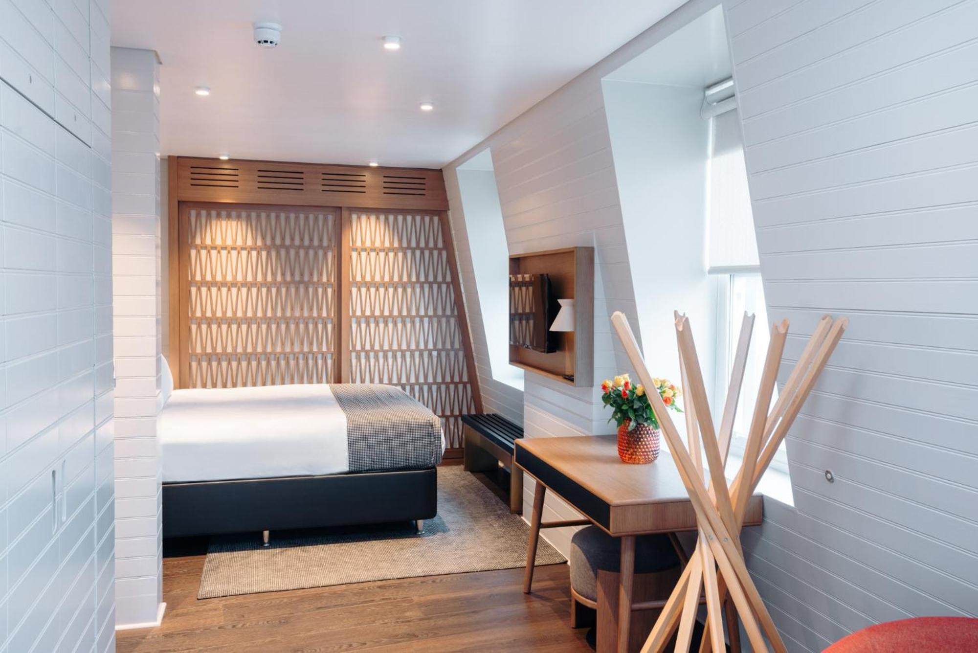 Leicester House 4* London