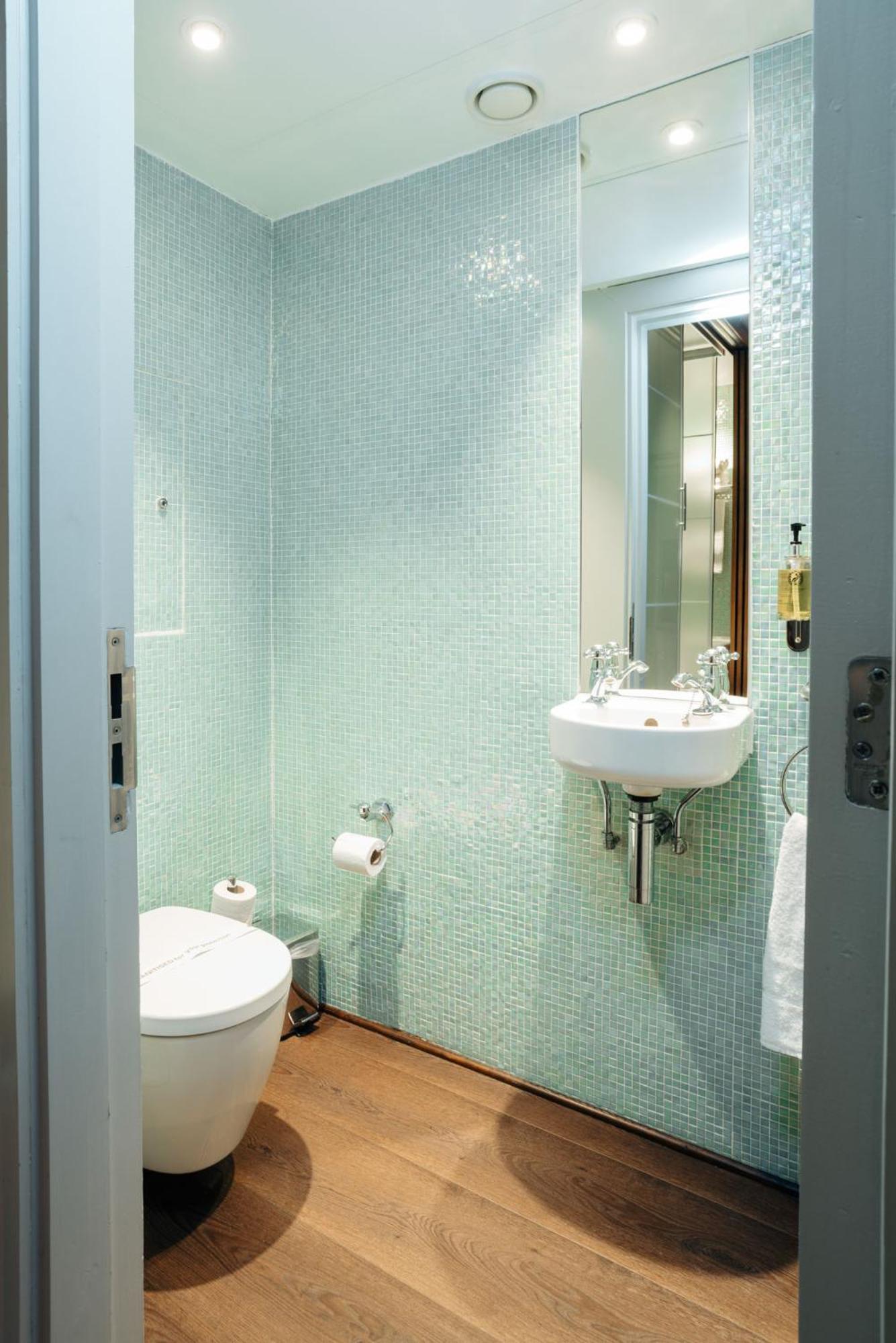 Leicester House 4*