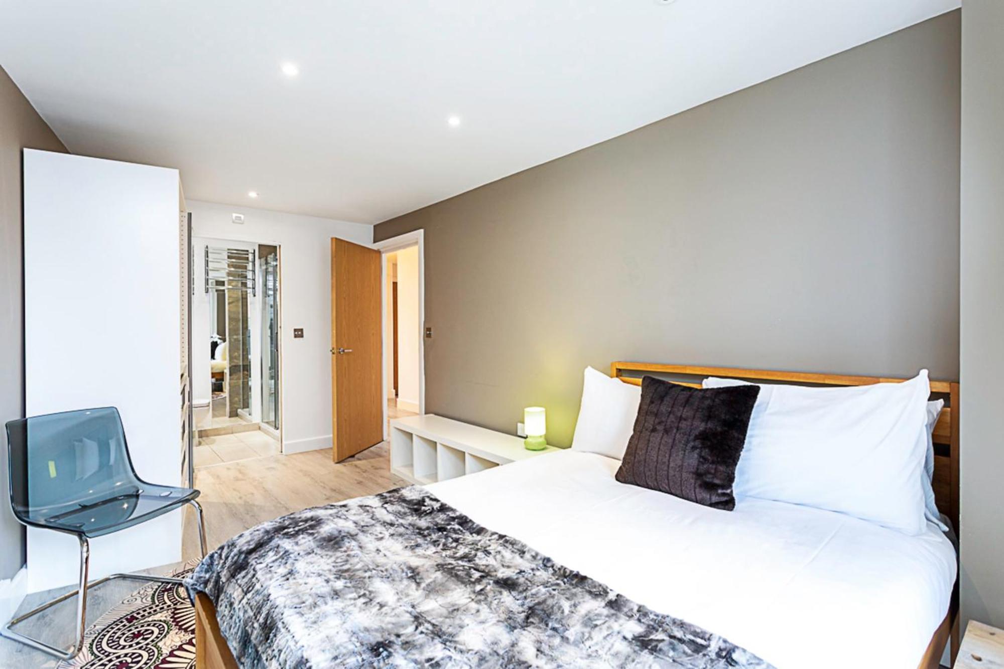 Duplex Two-bed Near Tower Bridge Apartment *