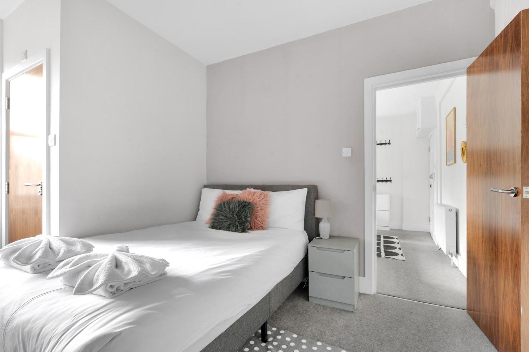 Ultimate Base - 1bd Flat, Perfect For Wireless, Oasis Reunion, Apartment *