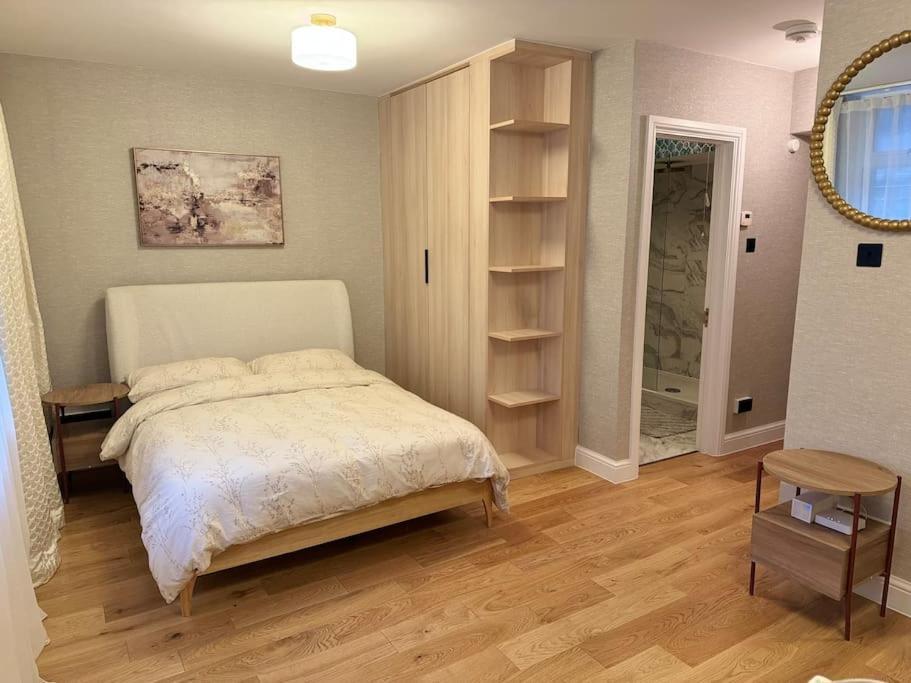 Central London Studio Apartment *