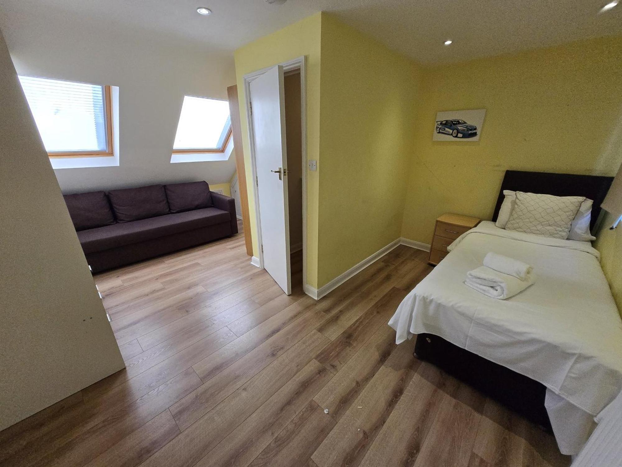 Holiday home Urban Escape - Spacious 3-bedroom Close To Canary Wharf