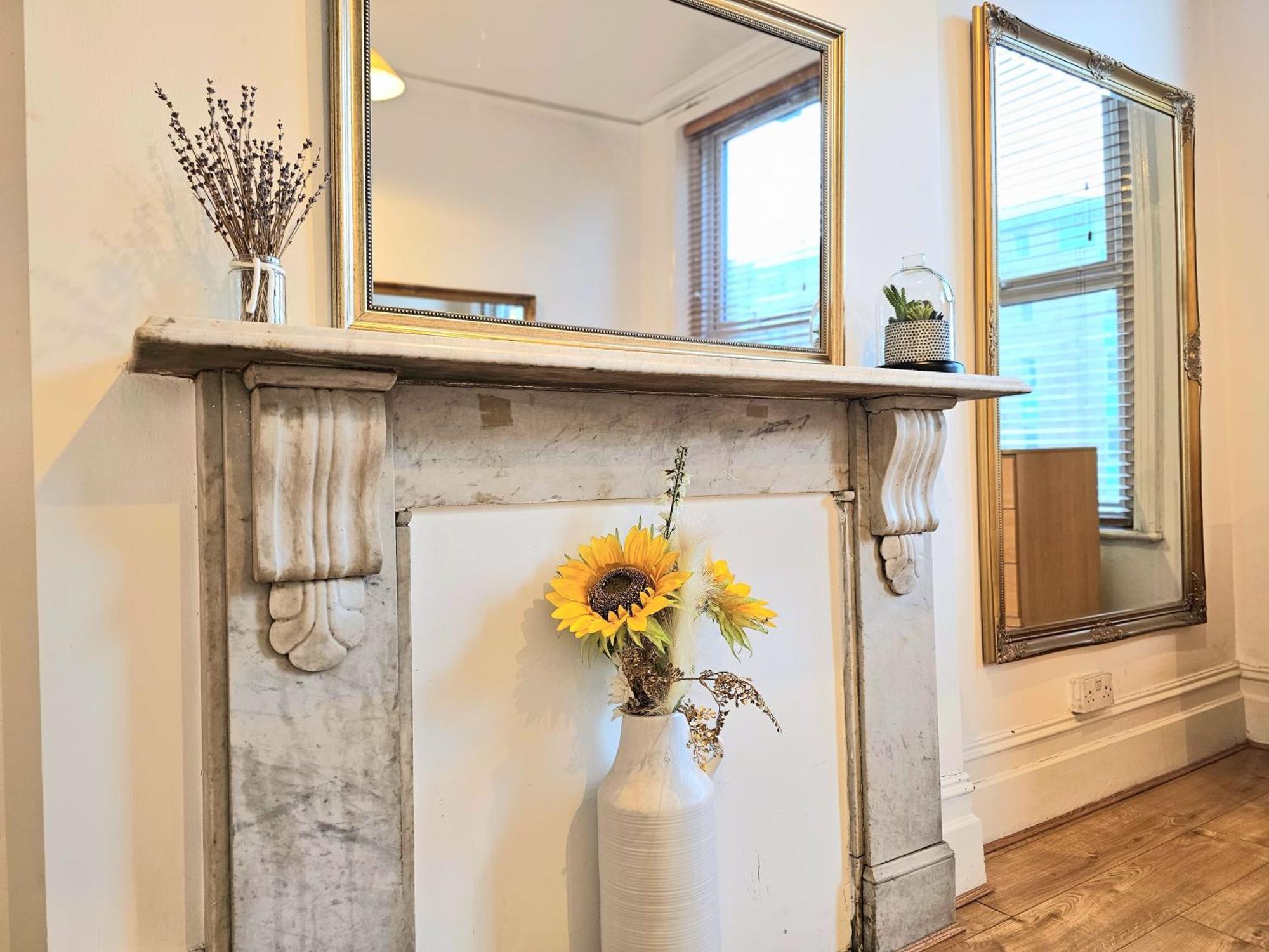 Leilighet King's Cross & Angel Area, 4 Bedrooms With 7 Beds & Private Rooftop - Walk To St Pancras International London