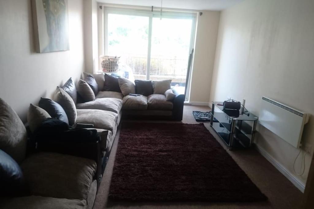 Heathrow Airport Bedfont Lakes 2 Bedroom Apartamento