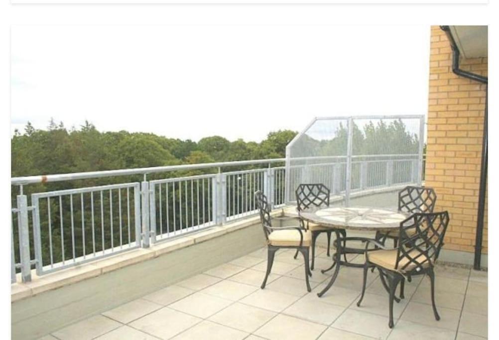Apartamento Heathrow Airport Bedfont Lakes 2 Bedroom