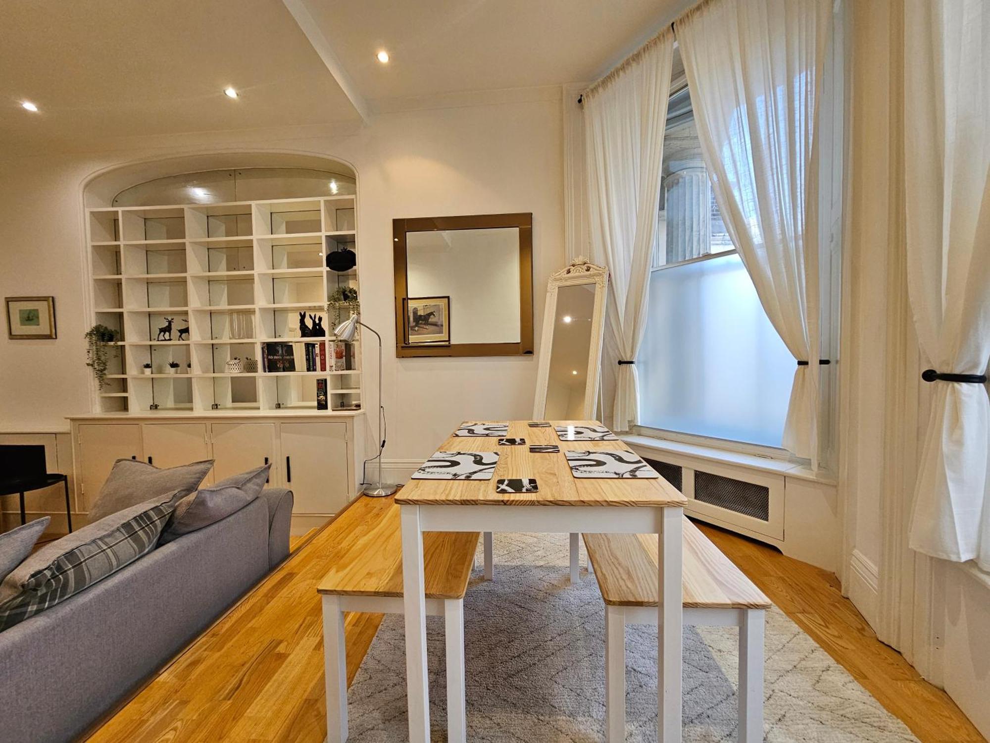 Nest 2 Bedroom In Paddington Apartment