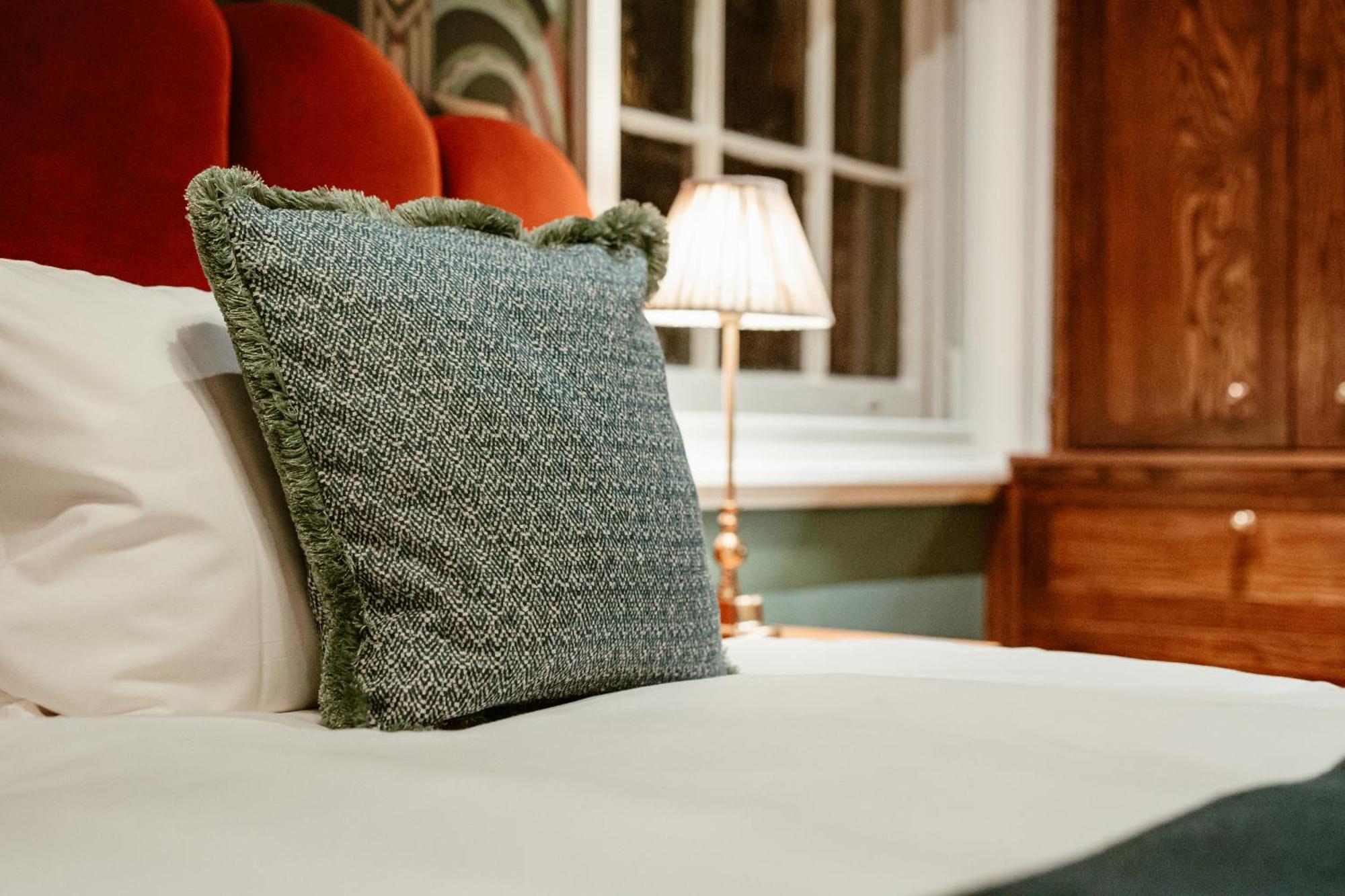 Hand & Flower Inn London