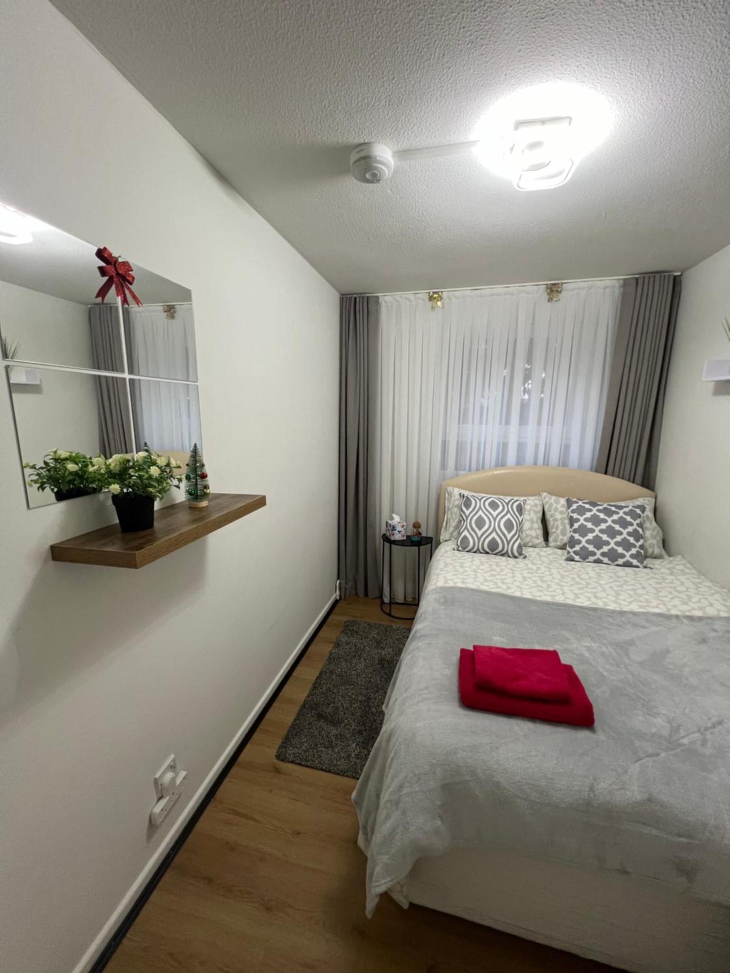 Spacious For Rent 10 Min From Tower Bridge Pensión Londres