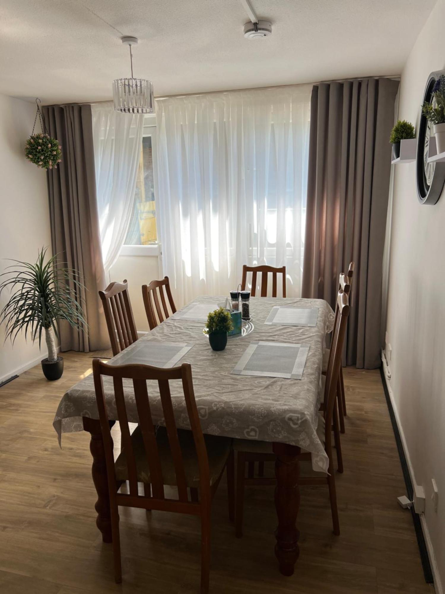 Spacious For Rent 10 Min From Tower Bridge * Londres