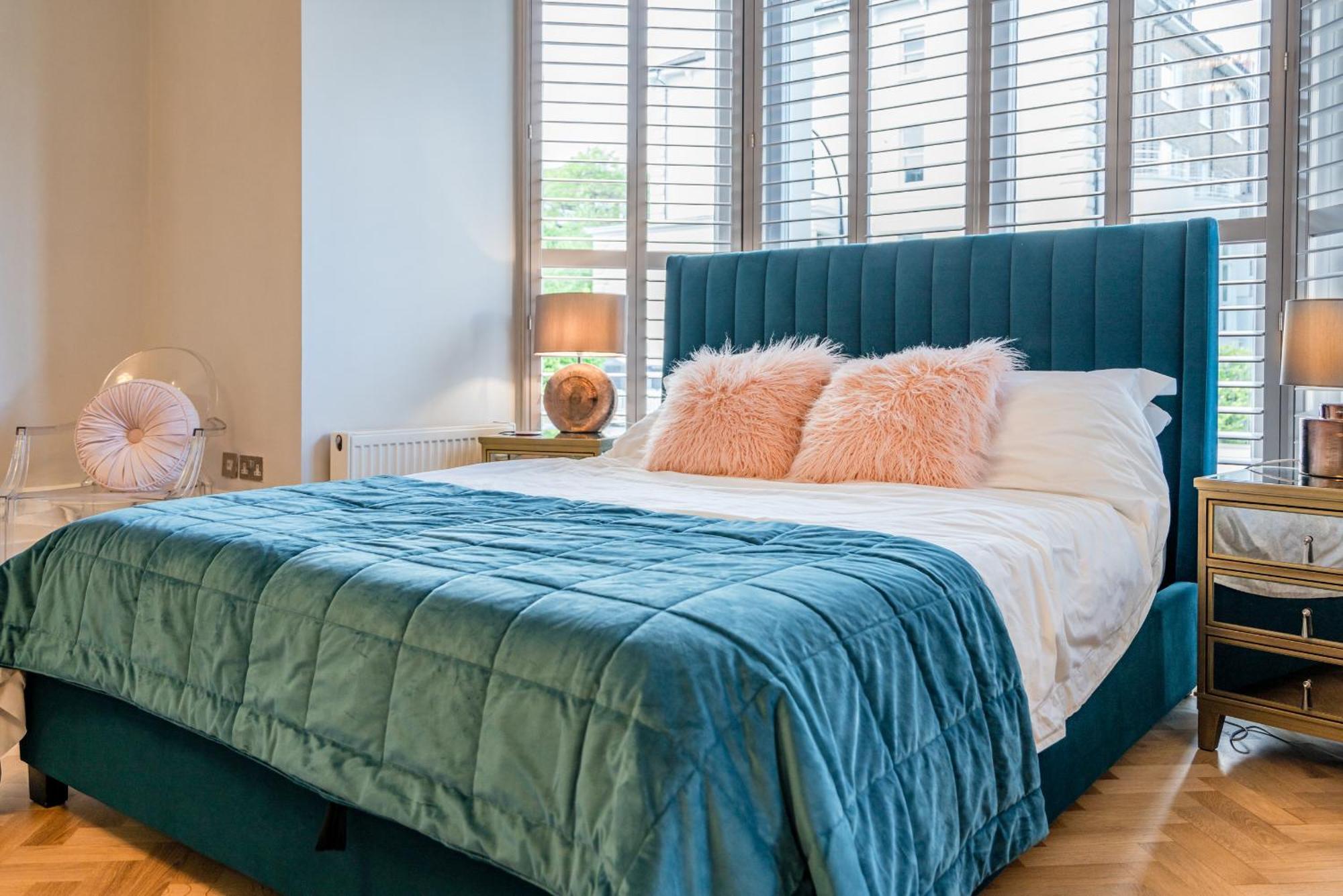 Spacious Belsize Park With Private Garden Appartement Londen