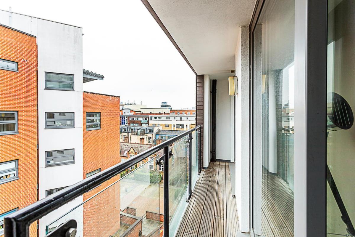 Duplex Two-bed Near Tower Bridge *