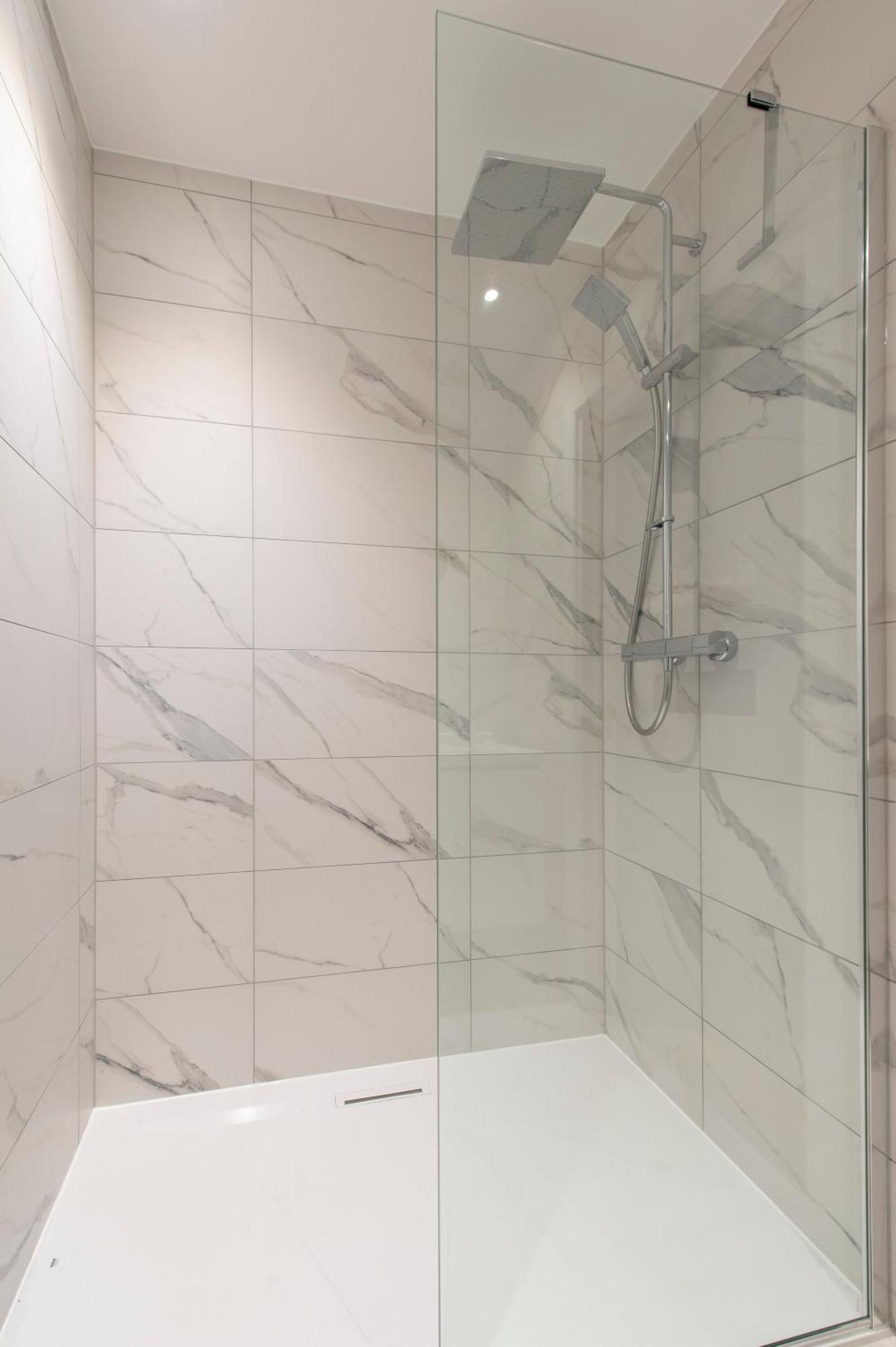 Apartment Exquisite 3br Duplex Period Conversion, Air-con & Amenities London