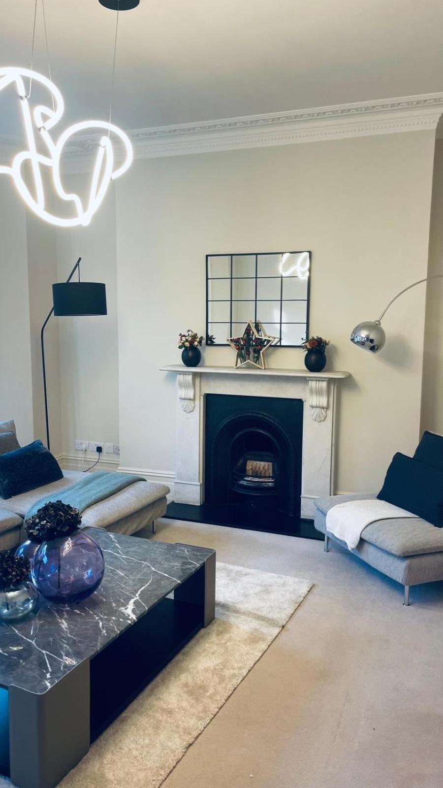 A Contemporary Flat In Chelsea Apartment
