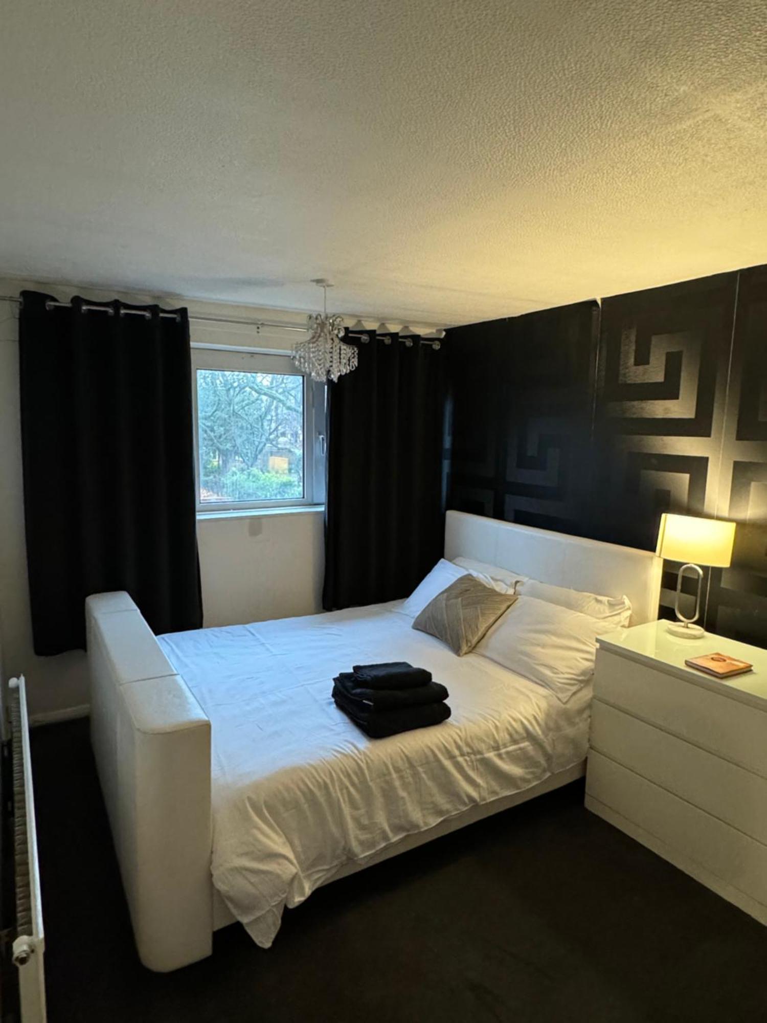 Feriehus 3 Bedroom House Stratford London, Sleeps 5 London