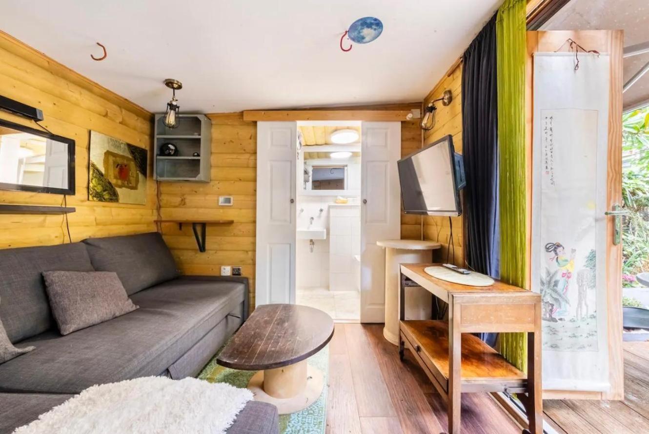 Huge 3 Beds 3 Baths By The Park Londen