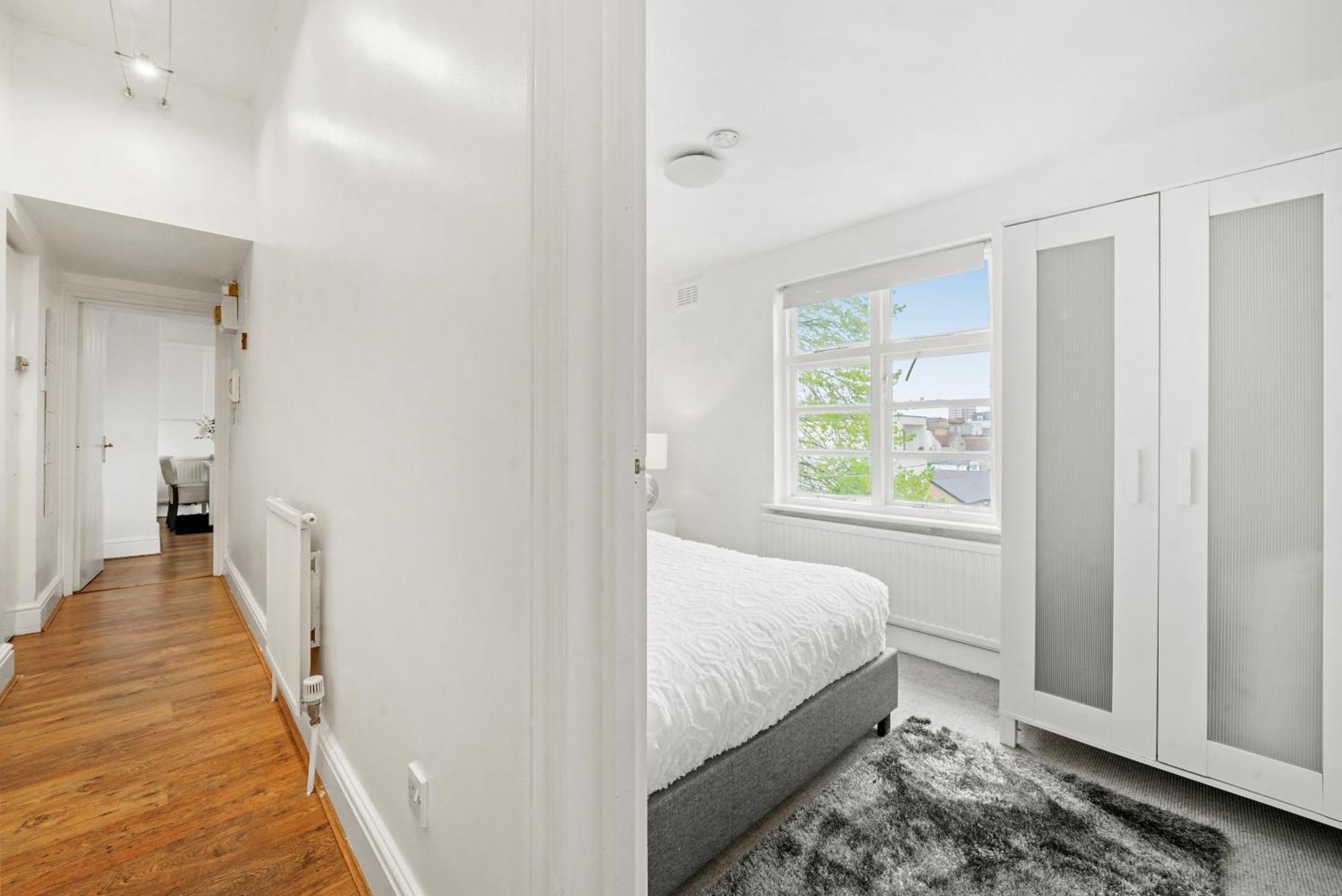 Cosy 2 Bedroom Flat In Canning Town Excel With Free Parking Appartement *