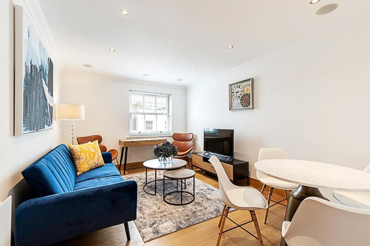 Elegant And Cosy Family In Marylebone * London