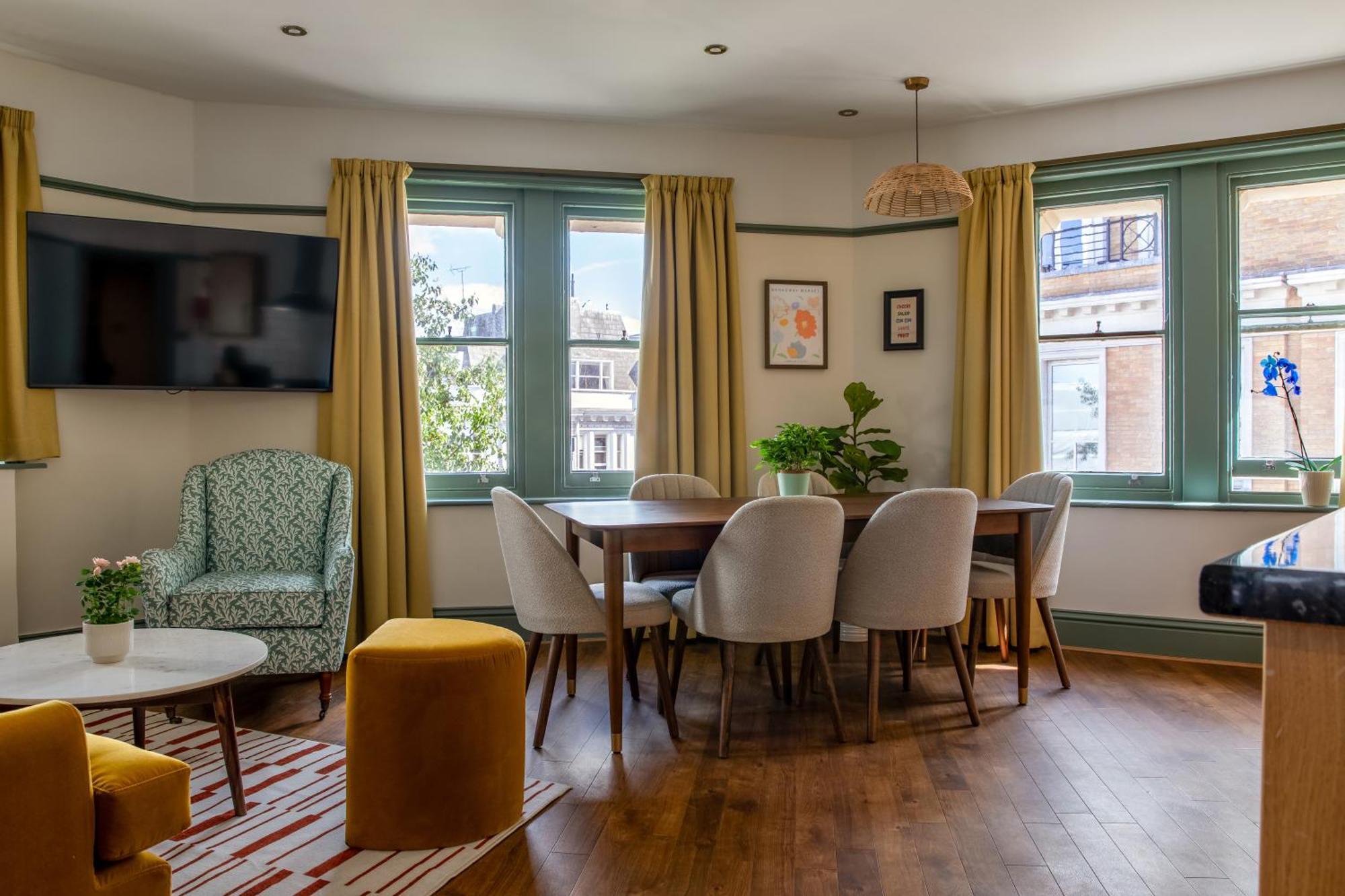 Apartment Round House London