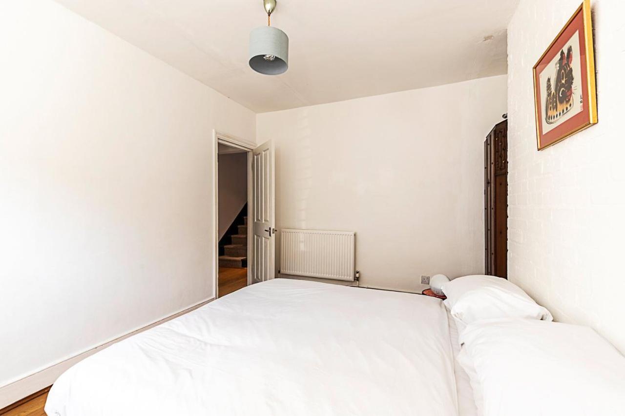 Appartement Retro Charm And Modern Comforts Londen