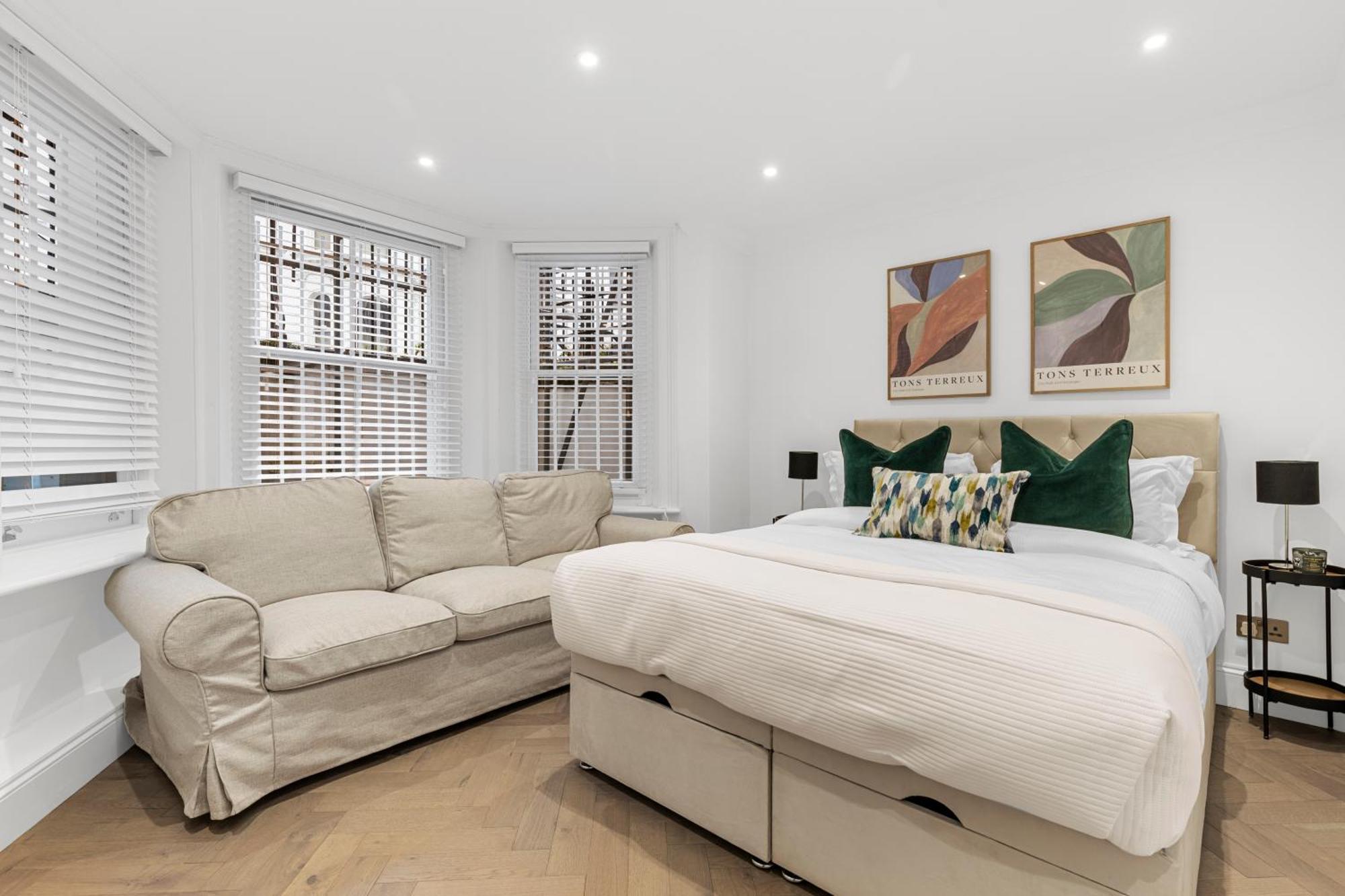 The Kensington Apartment