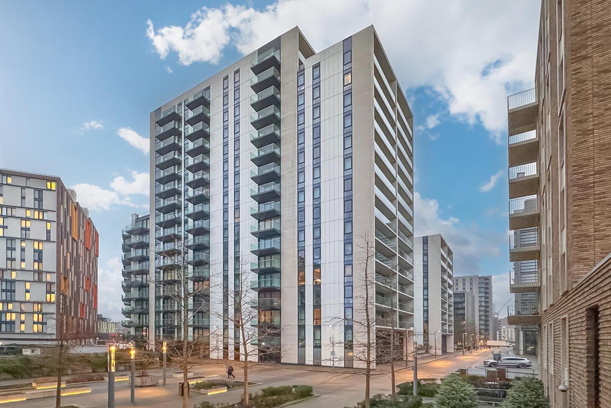 Apartamento Alto - Modern Comfort & Prime Location Londres