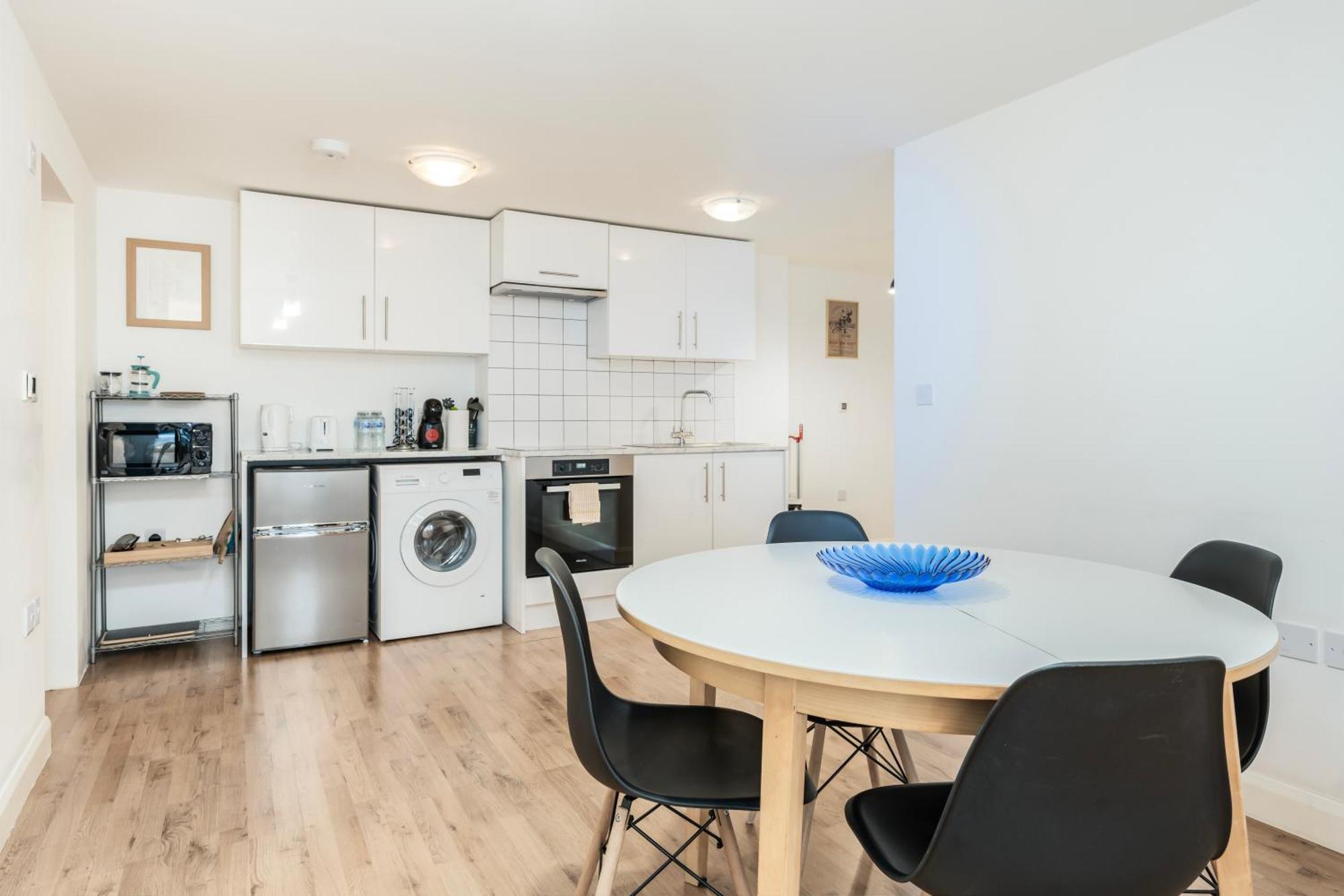 Modern One Bedroom Flat In Leilighet