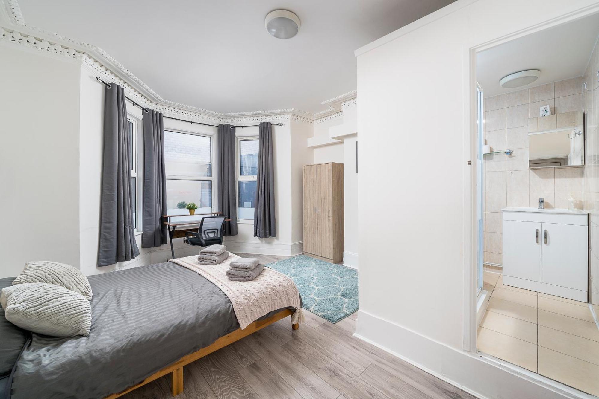 Leilighet Cozy & Comfy Woodgreen Station Sleeps 6
